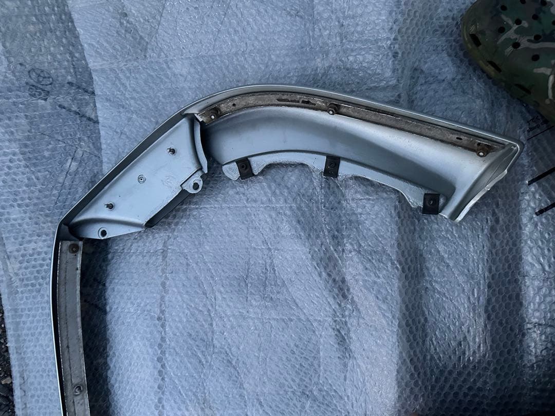 ls400（10セルシオ）　純正リップ