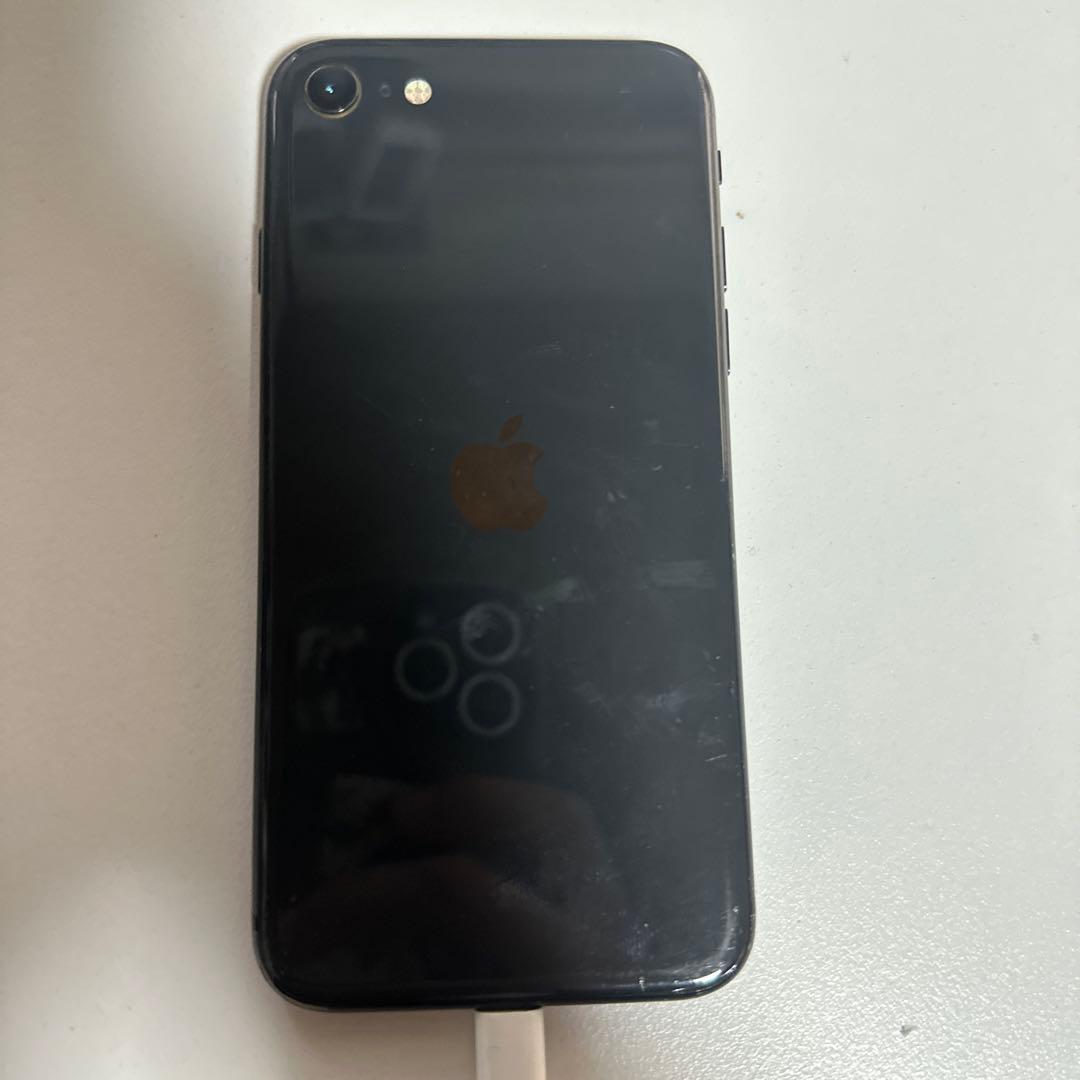 Apple iPhone se 第二世代 se2 ブラック 本体