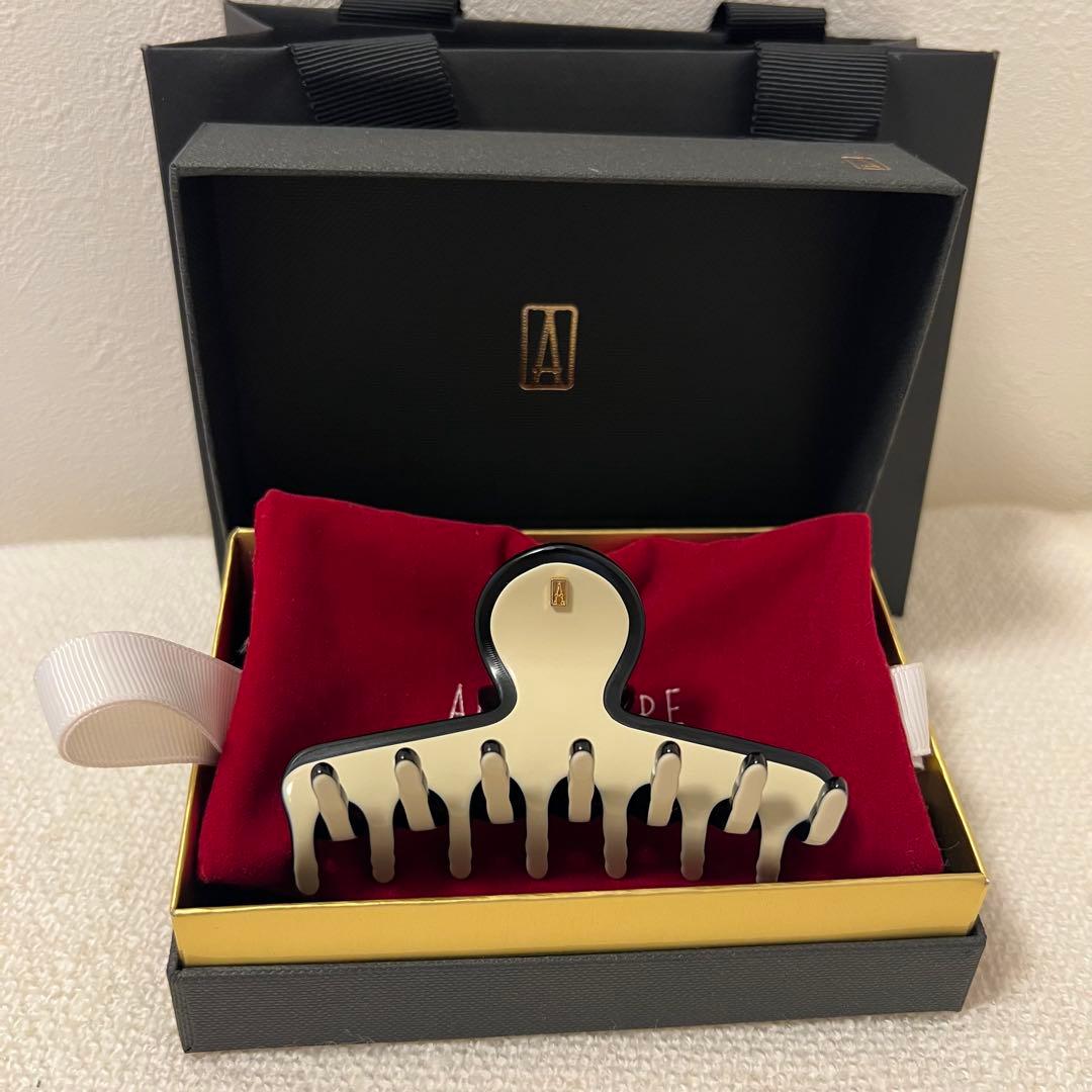 アレクサンドル ドゥ パリ　【LISERAI】M クリップ