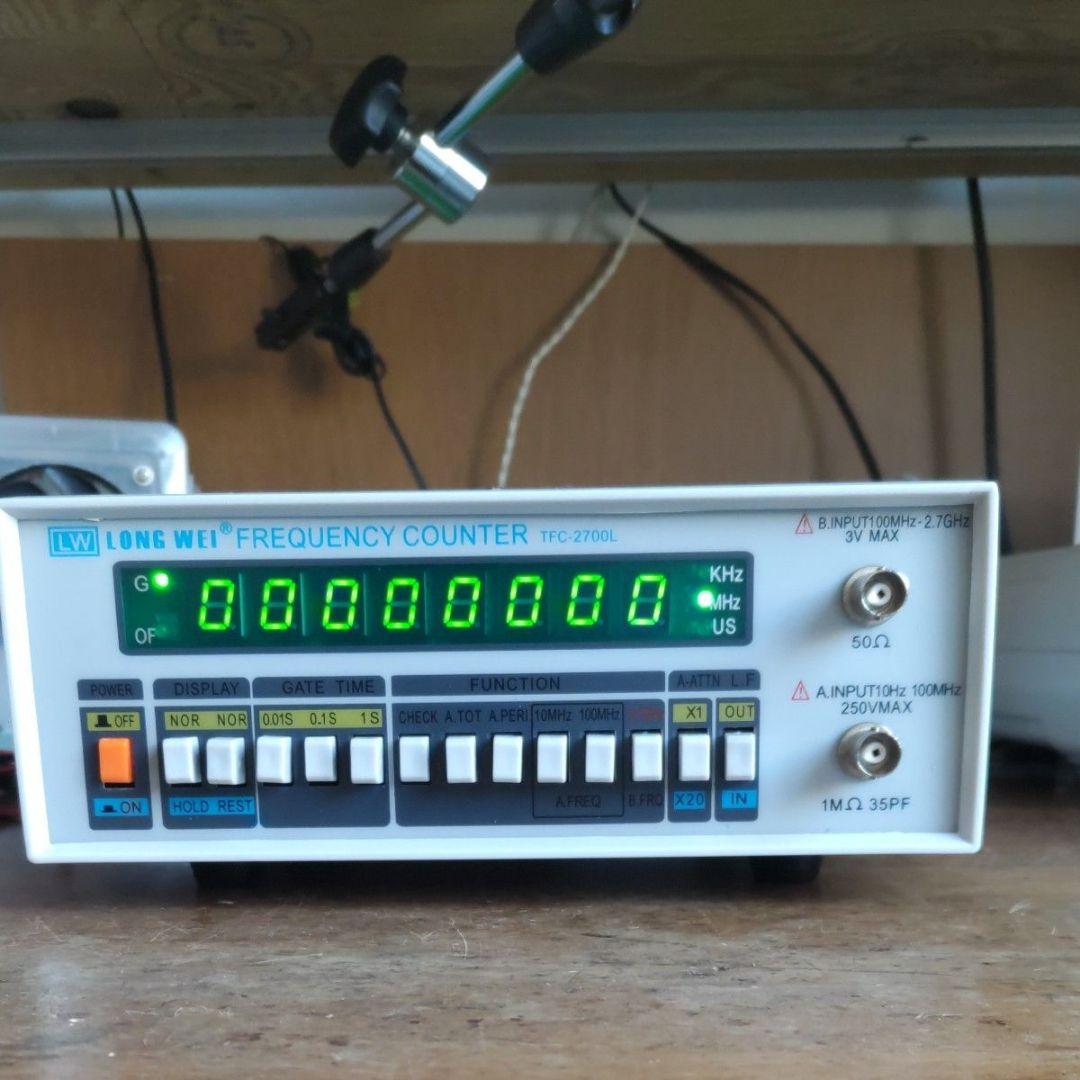 周波数カウンター　TFC-2700　10Hz〜2.7GHz 新品