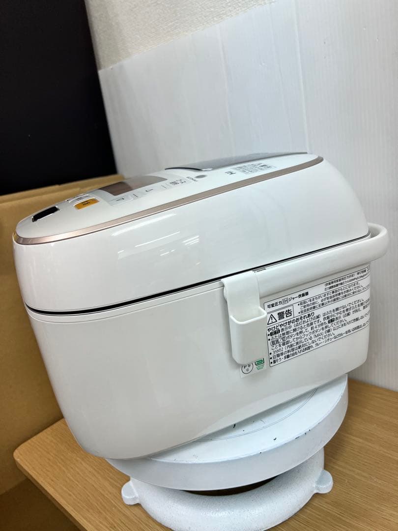 Panasonic 可変圧力IHジャー炊飯器 SR-PW106 2017年製