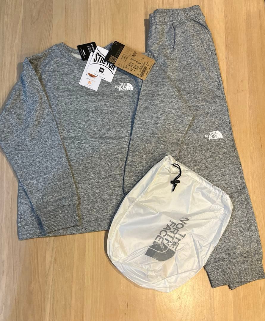 最終お値下げ ノースフェイスキッズセットアップ