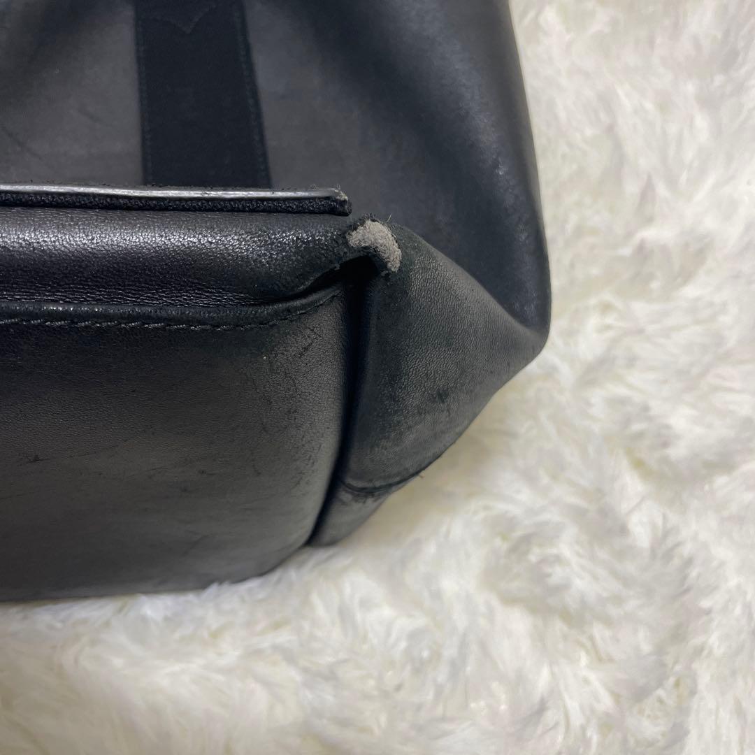 バレンシアガ ネイビーカバス Sブラック レザー