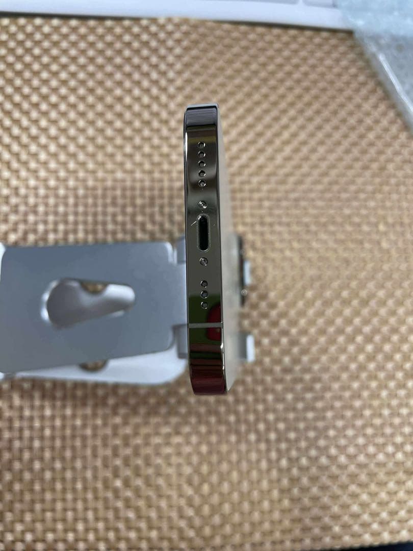 iPhone 14 Pro 128 GB ゴールドSIMフリー【3760】