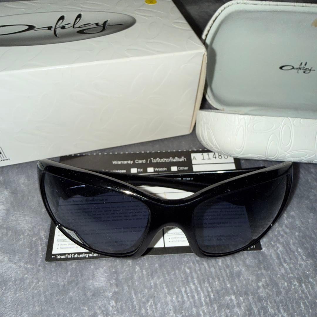 Oakley One Year Warranty ブラック サングラス
