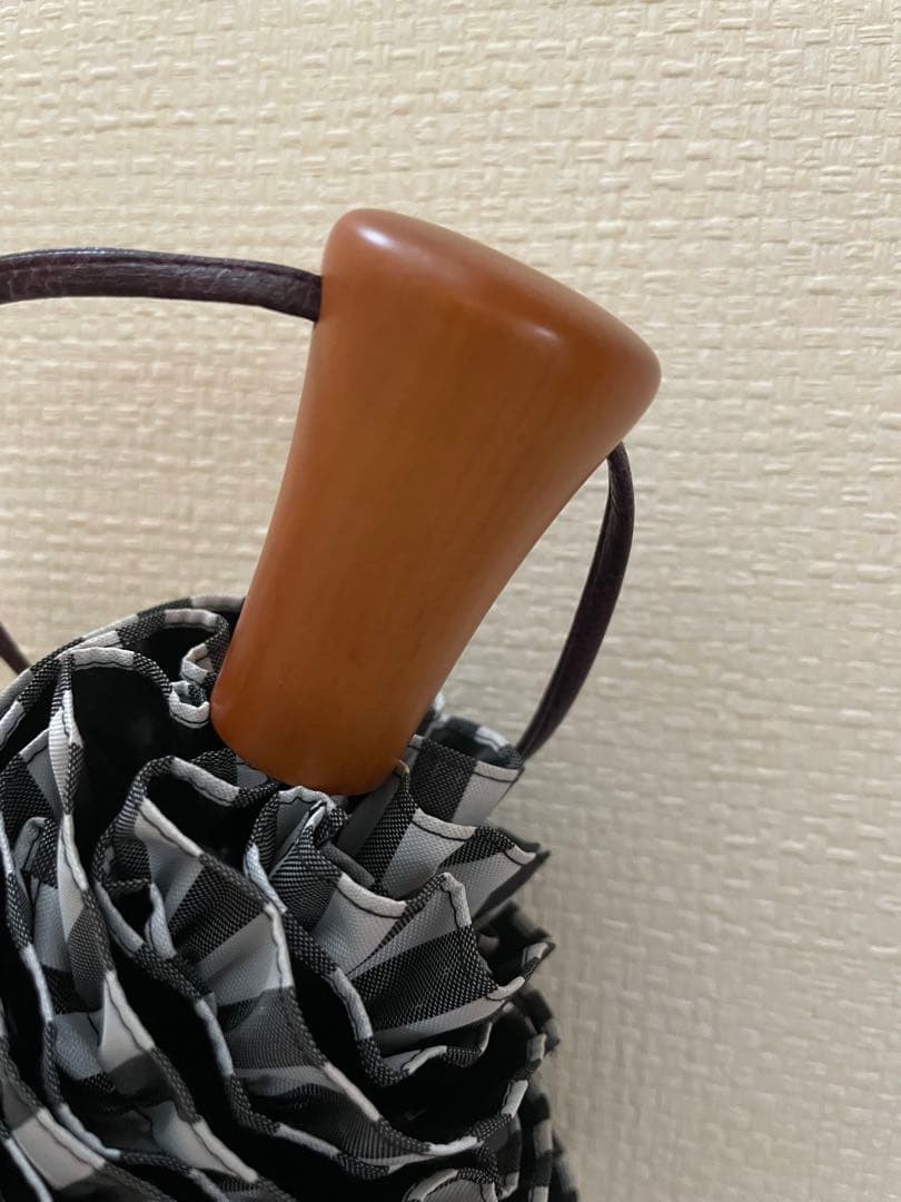 サンバリア100 日傘　ストライプ　フリル