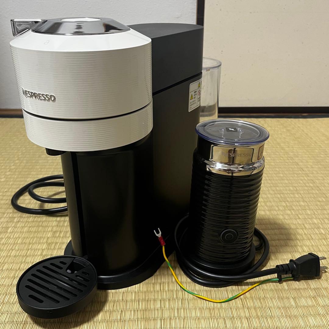 Nespresso エスプレッソマシン ミルクフォーマー付き