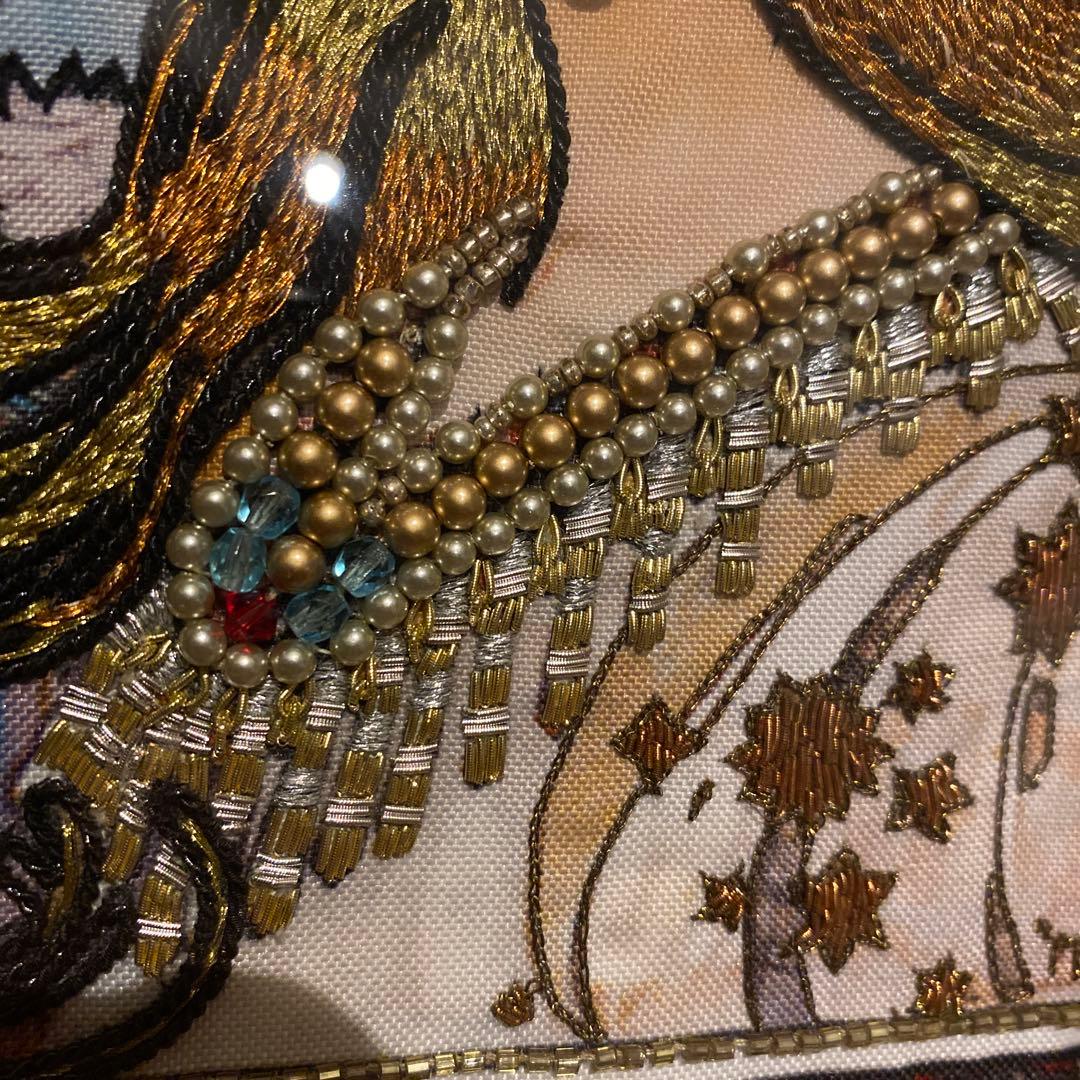 手刺繍　絵画　アルフォンスミュシャ