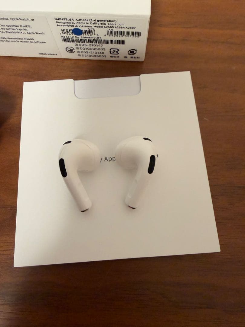 イヤホン AirPods Lightning Charging Case
