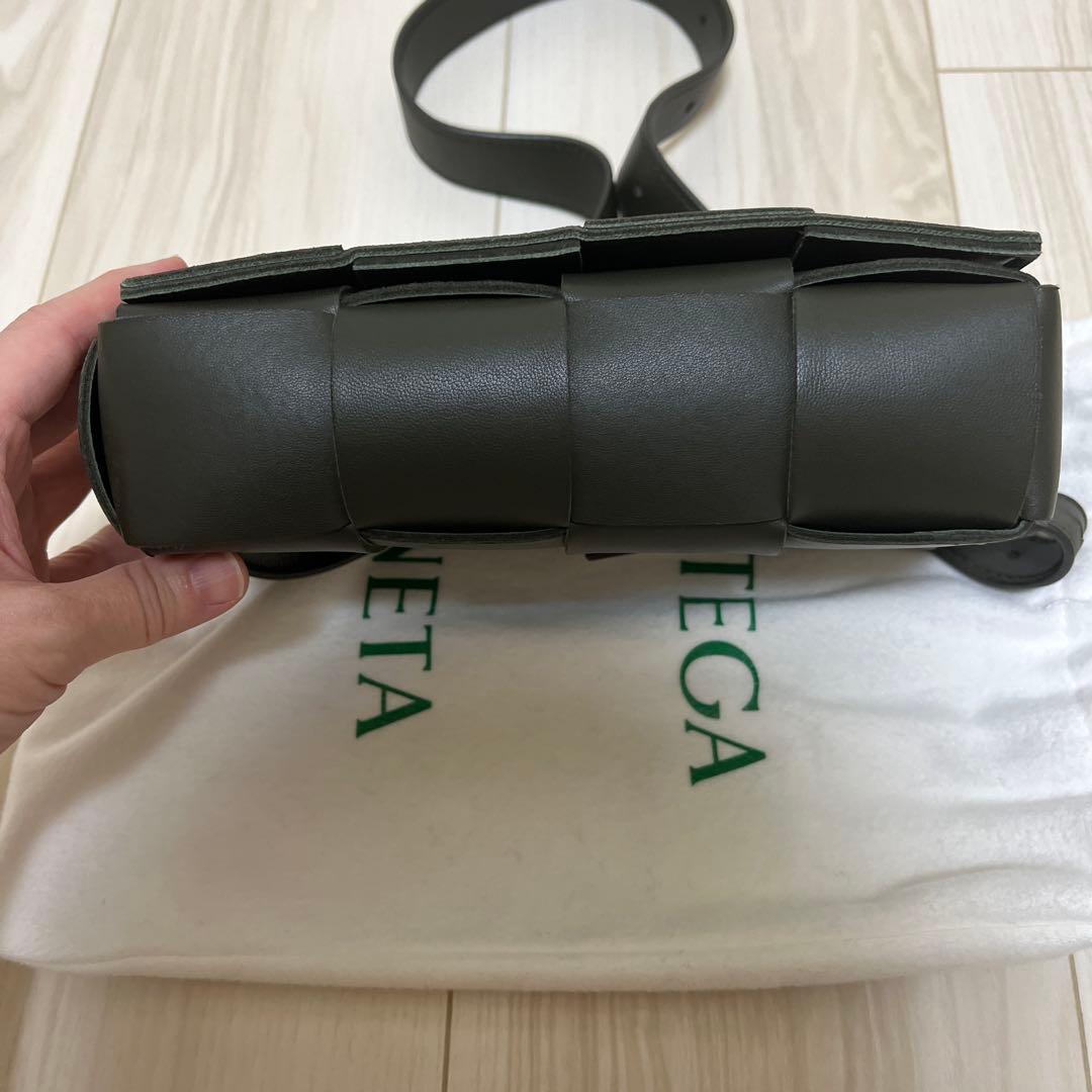 BOTTEGA VENETAカセットショルダー