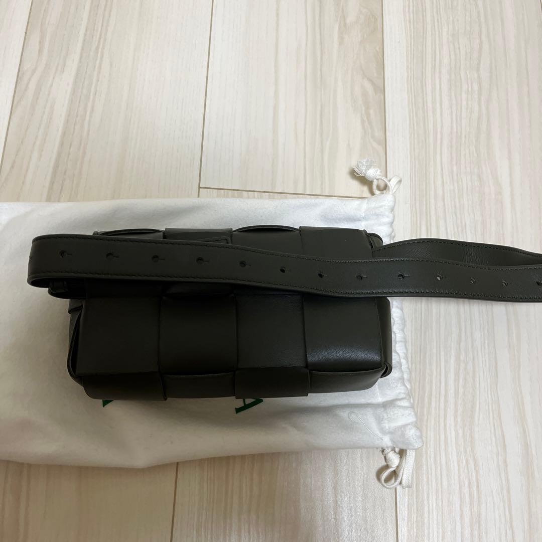 BOTTEGA VENETAカセットショルダー