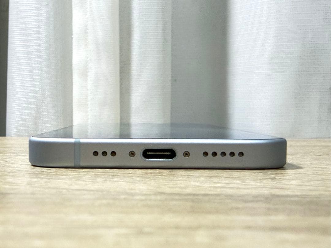 【美品/期間限定】iPhone 15 無印 256GB ブルー SIMフリー本体