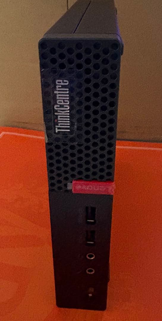 Lenovo ThinkCentre M710q ミニPC