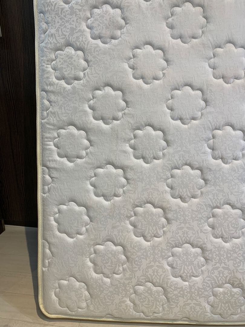 r*r様 シーリー　マットレス