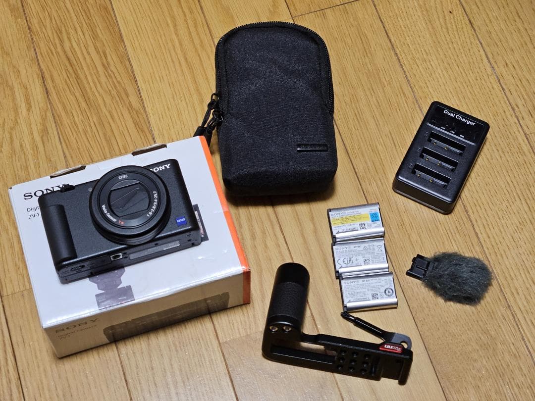 SONY VLOGCAM ZV-1 24-70mmF1.8-2.8+アクセサリー