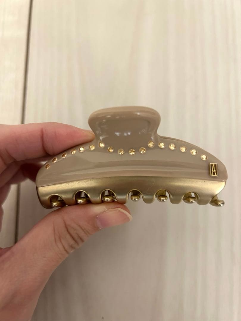 ALEXANDRE DE PARIS ストーン装飾ヘアクリップ