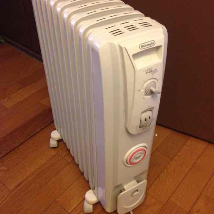 デロンギ オイルヒーター イタリア製