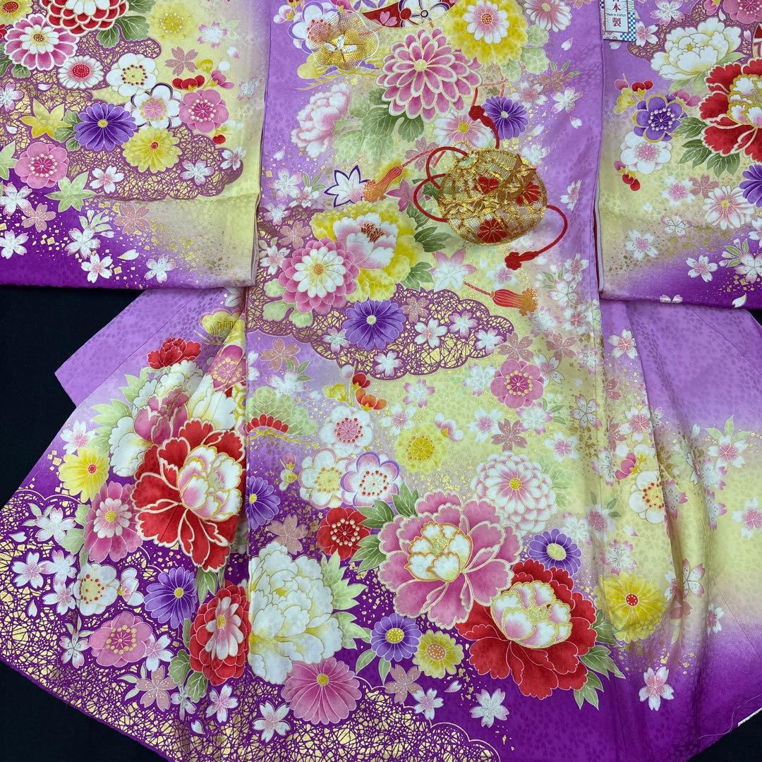 新品正絹産着（お祝着）最高級京友禅伝統多色染、豪華刺繍入り古典四季花王朝鈴毬文