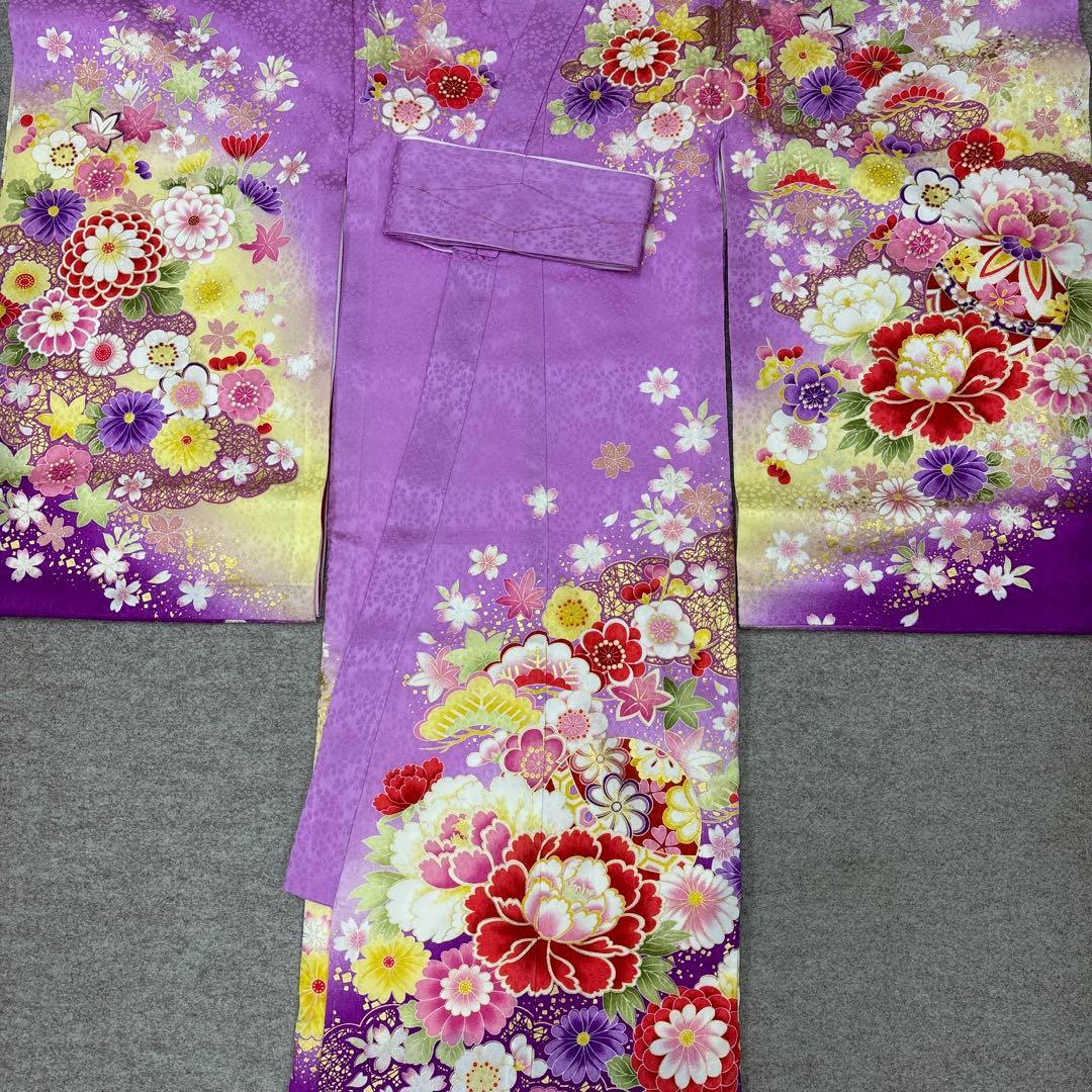 新品正絹産着（お祝着）最高級京友禅伝統多色染、豪華刺繍入り古典四季花王朝鈴毬文