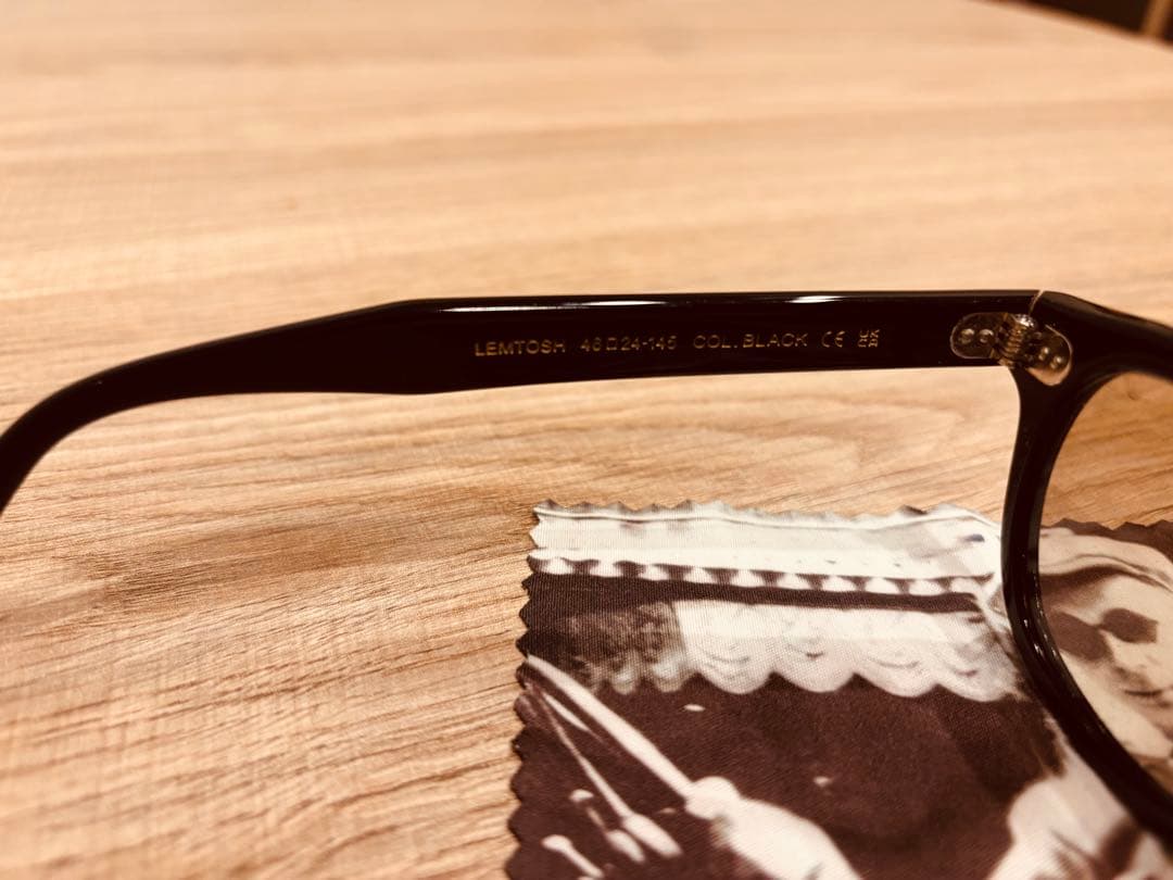 MOSCOT オリジナル 黒 サングラス ケース付き