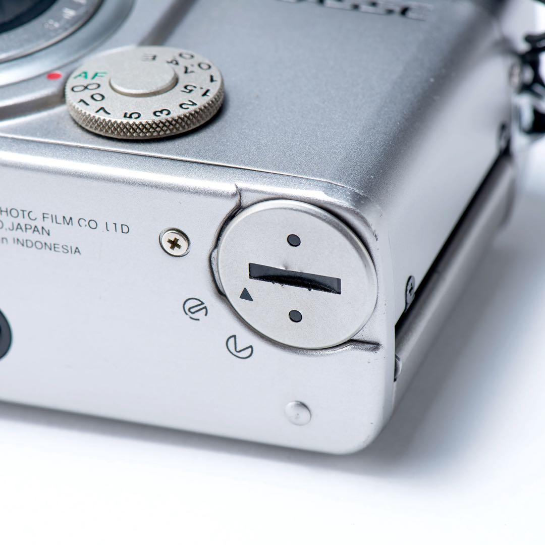 Fujifilm KLASSE シルバー コンパクトカメラ