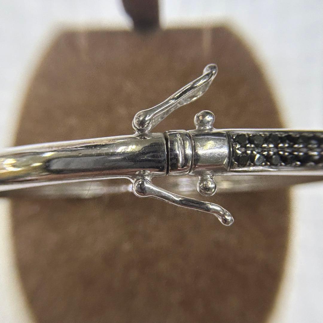 18金　ホワイトゴールド　ブラックダイヤバングル　ユニセックス