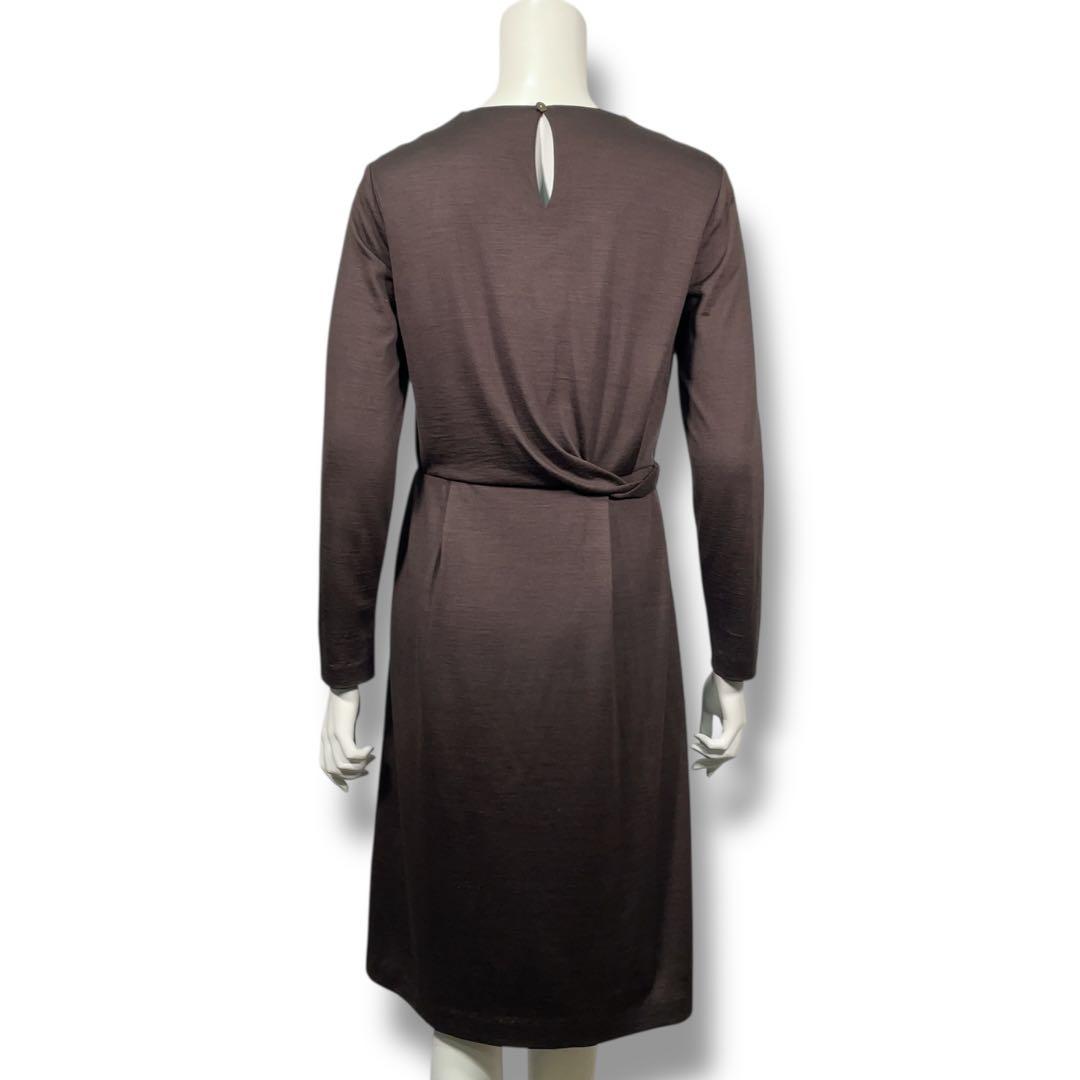 極美品 モラビト 上質ウール100% ビーズ装飾 ドレープワンピース 38