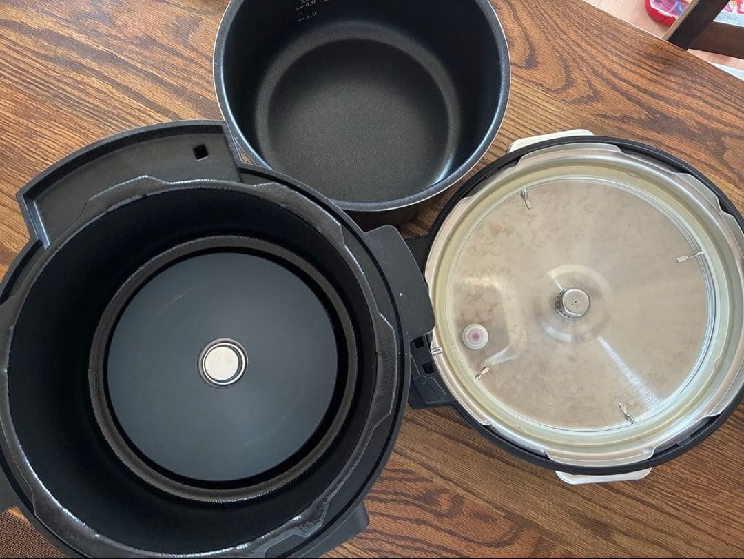 アイリスオーヤマ 電気圧力鍋　4.0L 2023年製　PMP-MA4-B