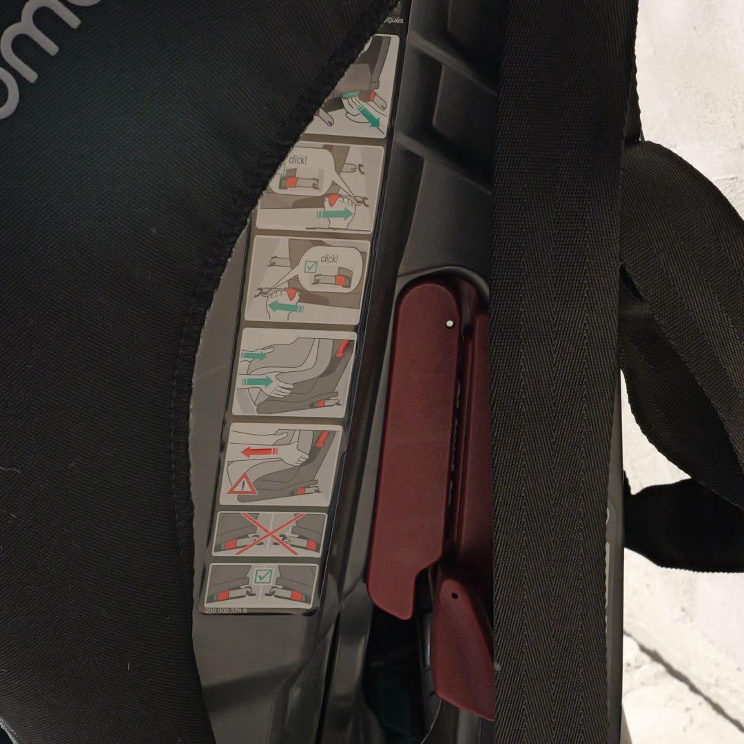 チャイルドシート　isofix対応