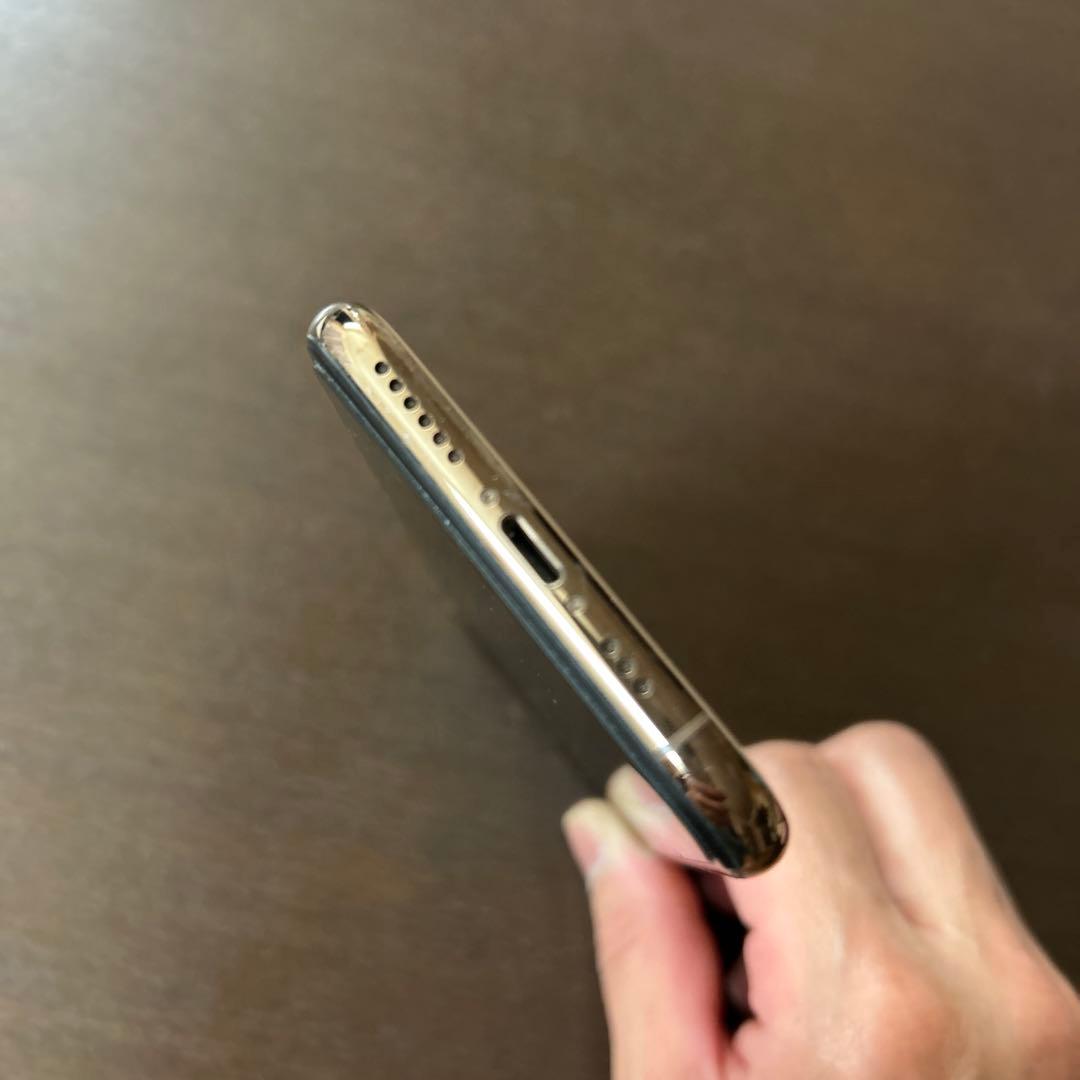 Apple iPhone Xs ゴールド 本体64GB