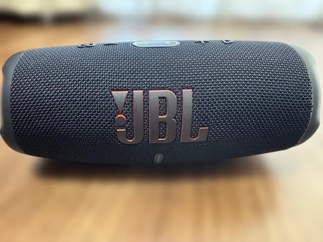 JBL Charge 5 ワイヤレススピーカー