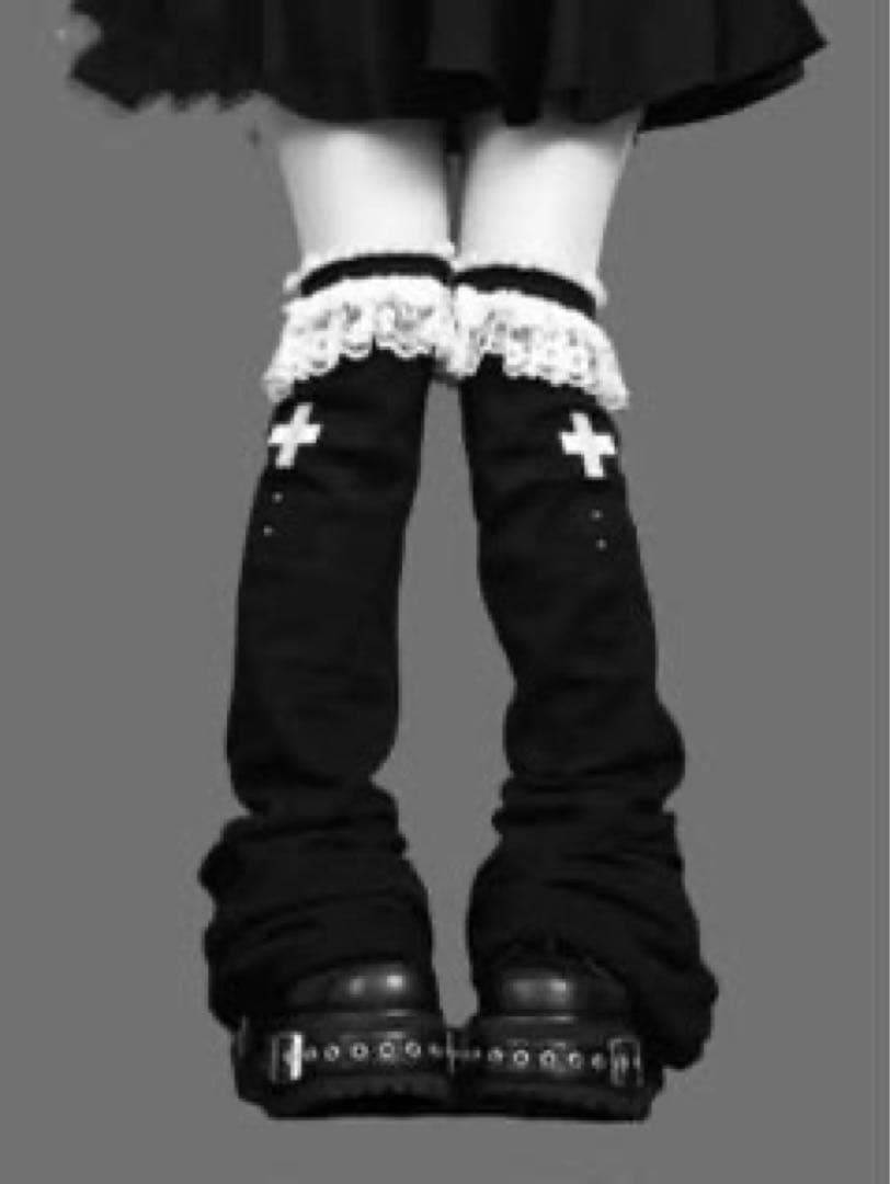 DimMoire × AVENCHUMU ニーハイレッグウォーマー 白黒