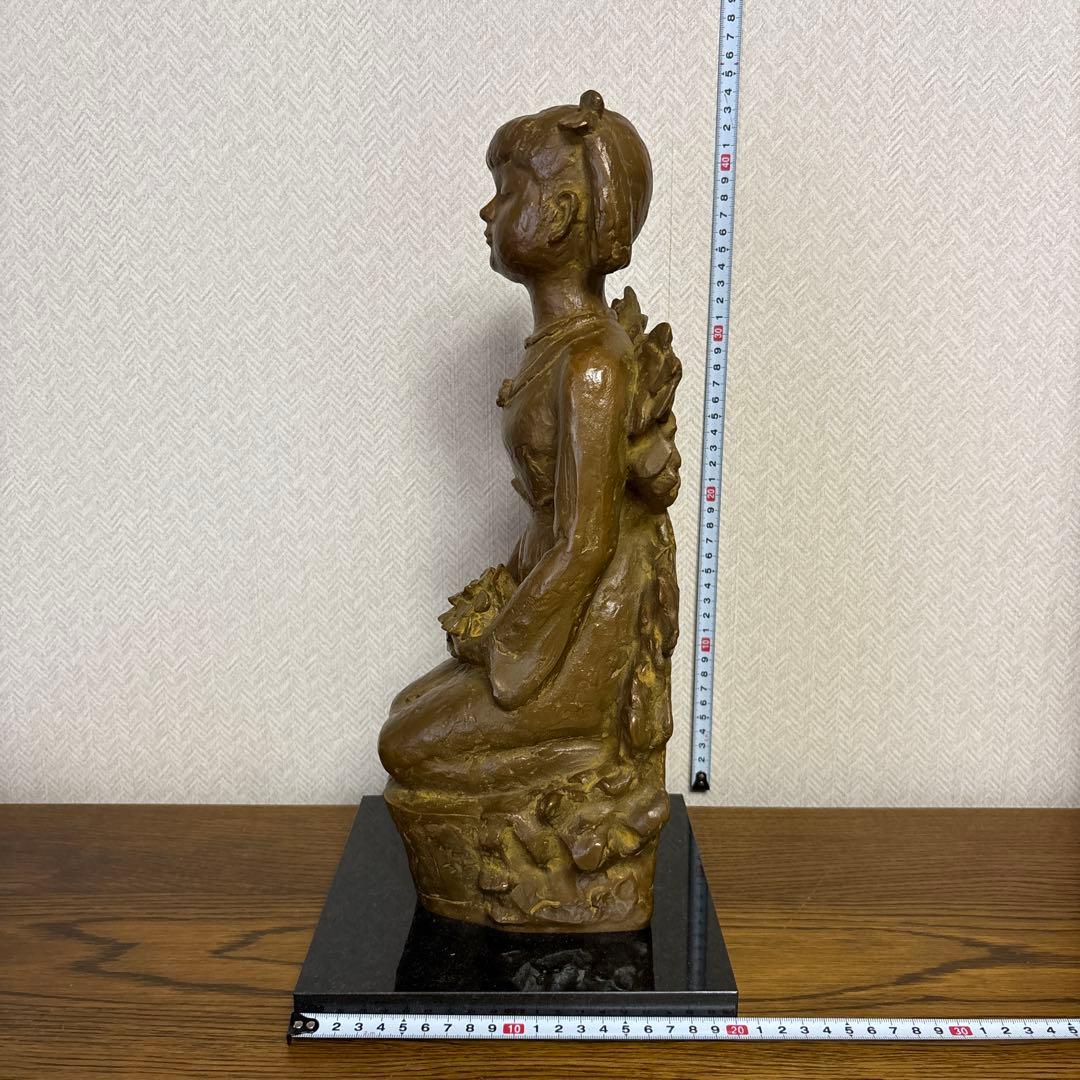 さっちゃん専用、ブロンズ像\"ねがい\" 矢野秀徳作