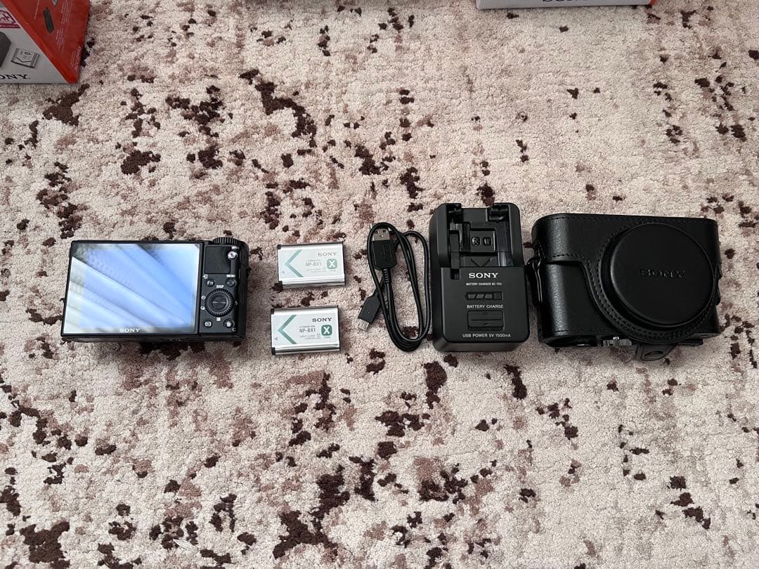 SONY RX100M7コンデジ ケース付き
