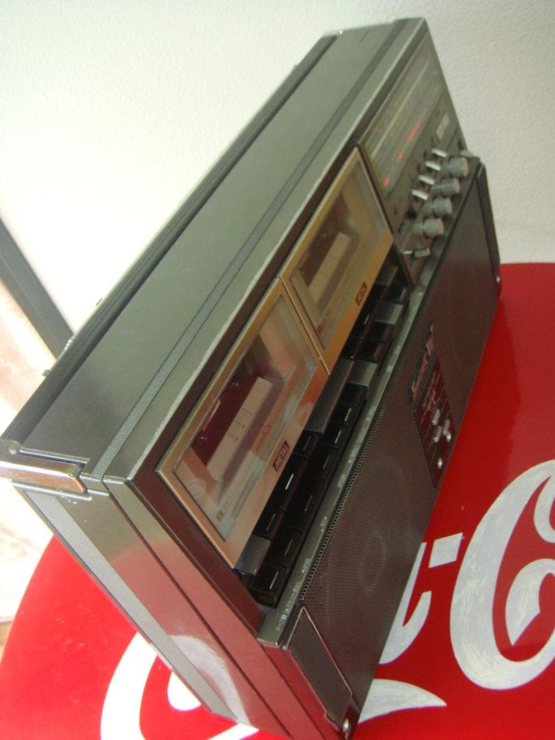 SHARP　＊昭和の音質重視ラジカセ　ザ・サーチャーW　GF８８８＊【訳アリ品】