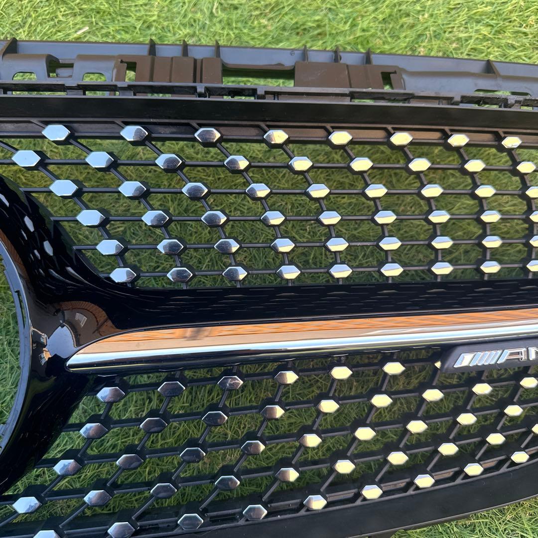 ベンツ　W213 E43 AMG （前期）43スタイルダイヤモンドグリル