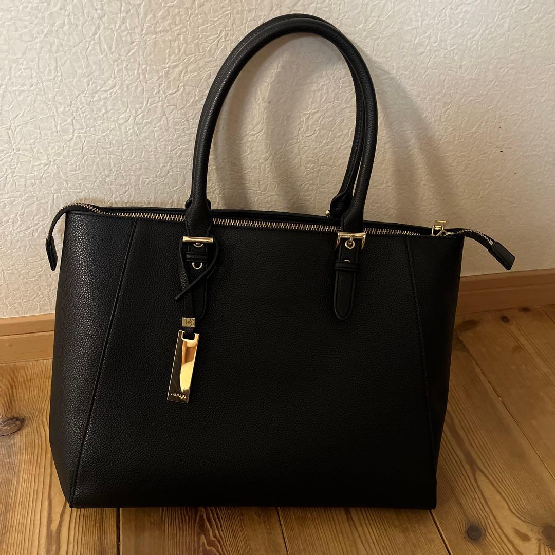 INDIVI 黒 バッグ A4可インディヴィ　就活　リクルート　仕事用　ビジネス