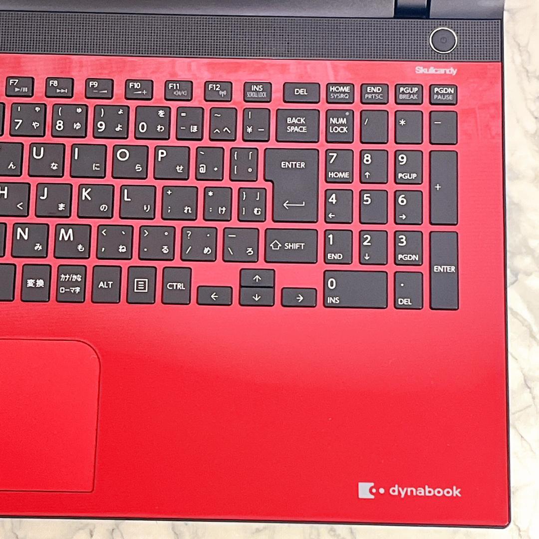 美品✨綺麗な赤✨爆速SSD薄型ノートパソコン✨Windows11カメラ・オフィス