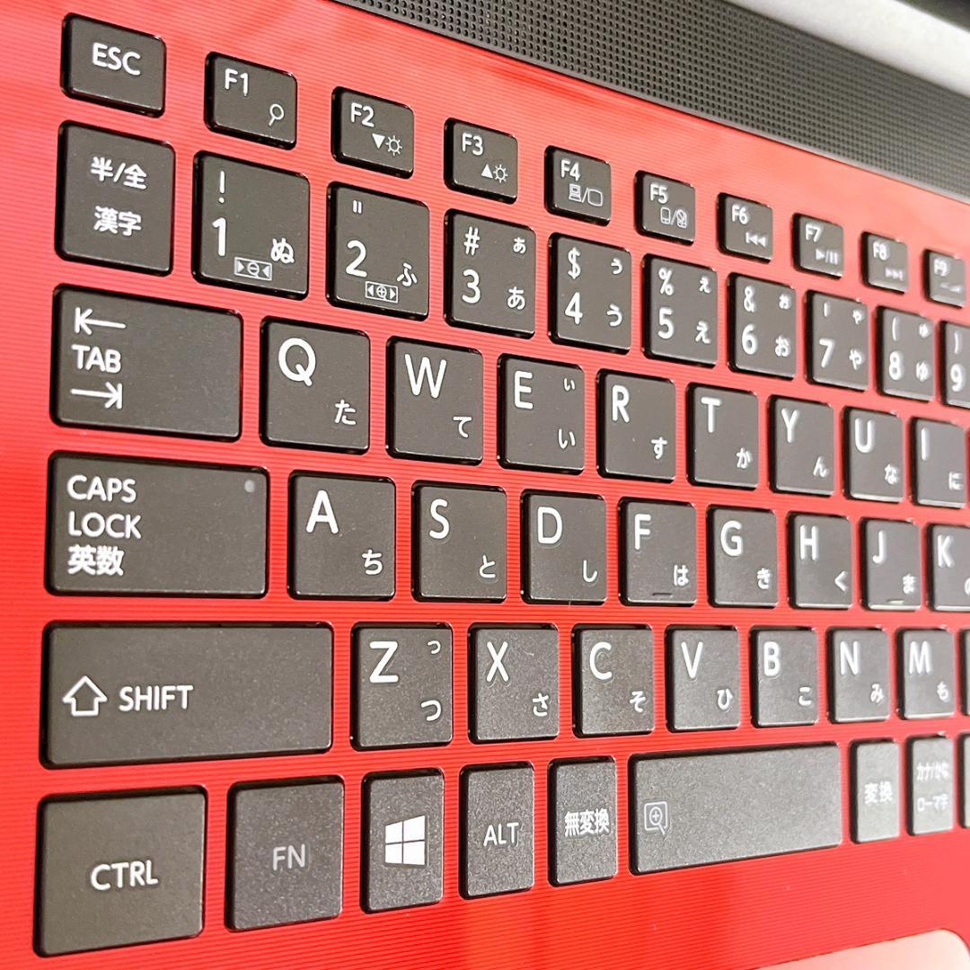 美品✨綺麗な赤✨爆速SSD薄型ノートパソコン✨Windows11カメラ・オフィス