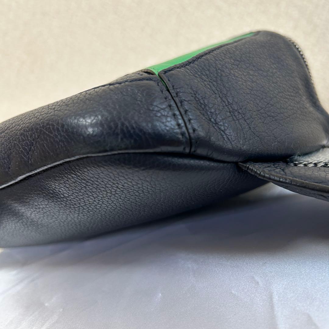 LOEWE ボディバッグ パズル ユニセックス