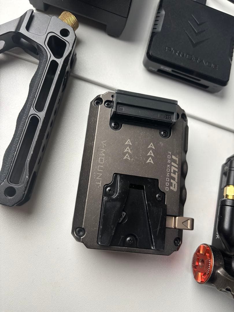 1/5までの価格RED KOMODO 6K カメラ セット　総額77万円