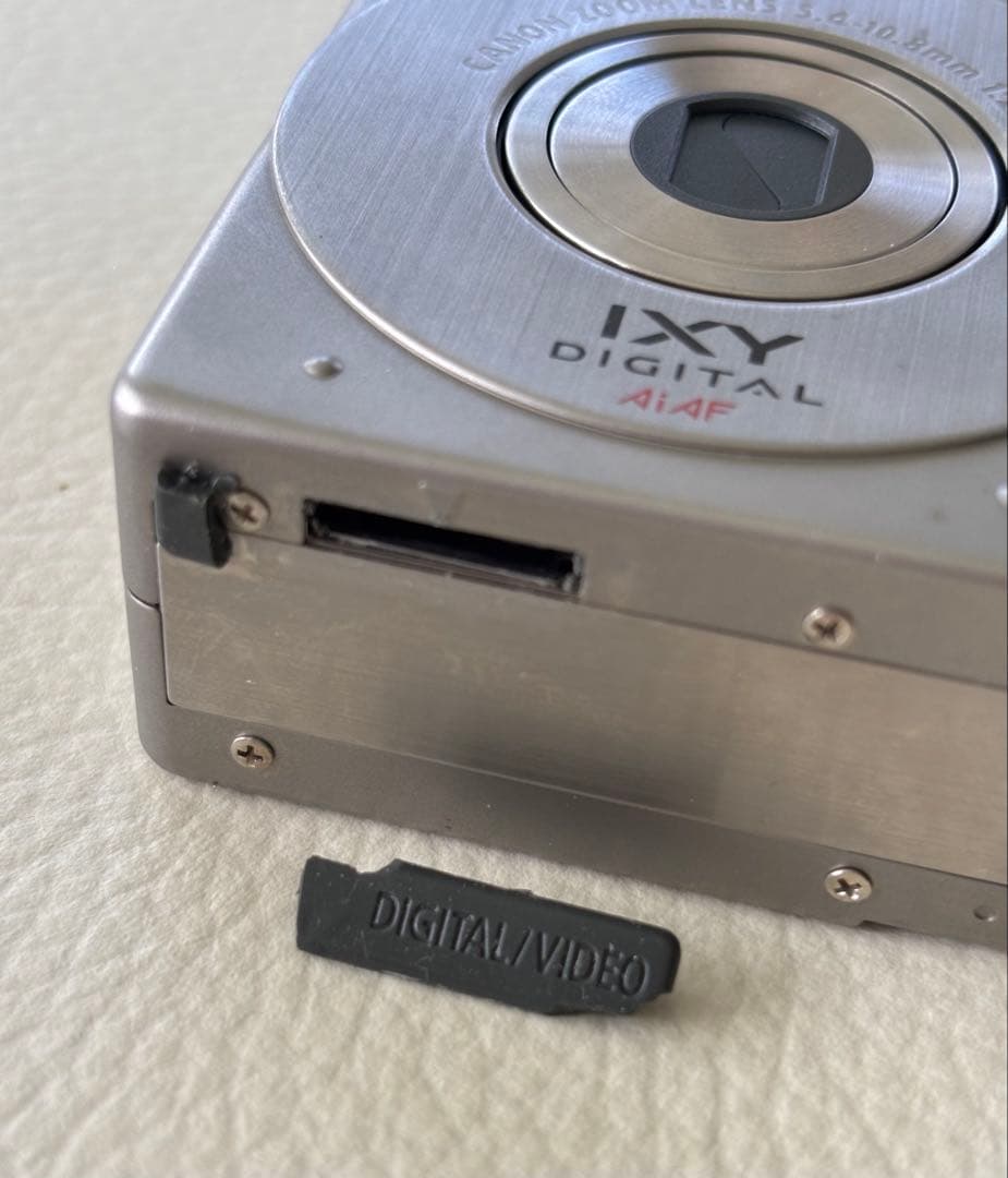 CANON IXY Digital　デジタルカメラ　コンパクトデジタルカメラ