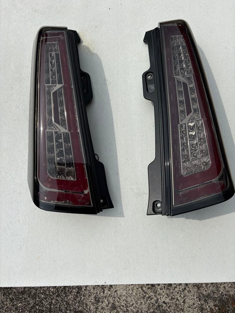 ワゴンR スティングレー　MH34 テールレンズ(社外品)