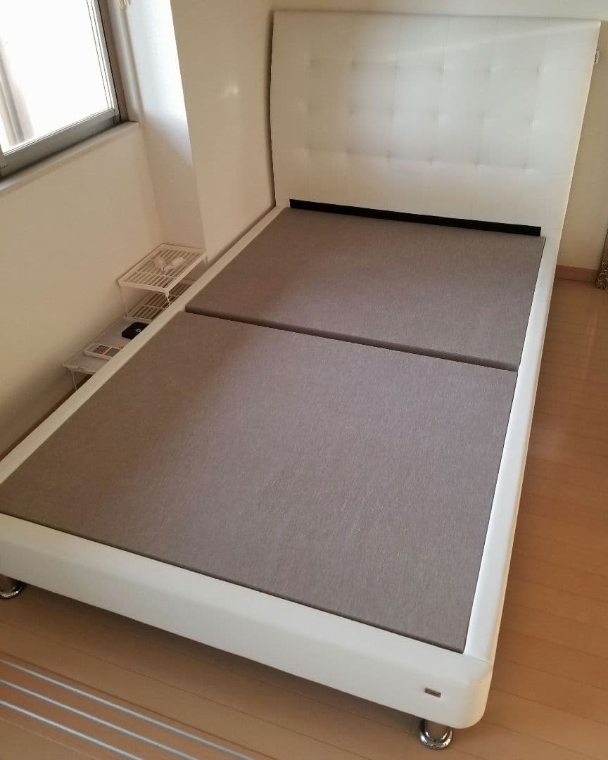 美品 フランスベット IQ ホワイト フレーム マットレス セット セミダブル