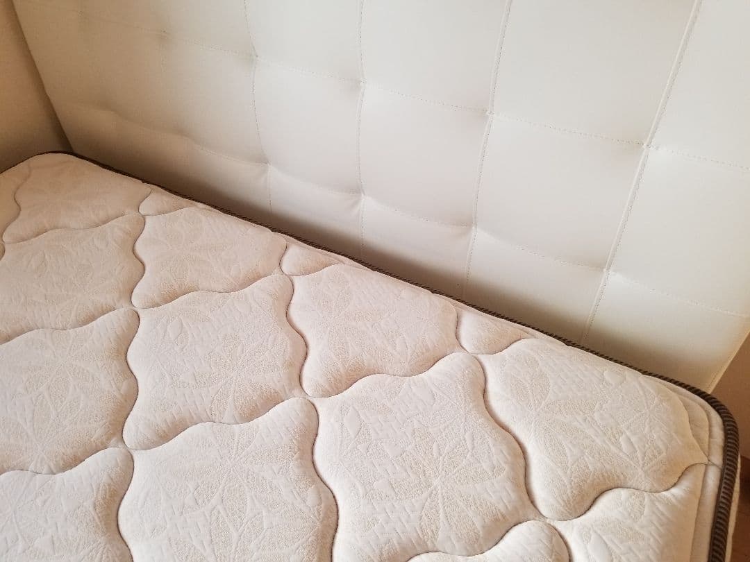 美品 フランスベット IQ ホワイト フレーム マットレス セット セミダブル