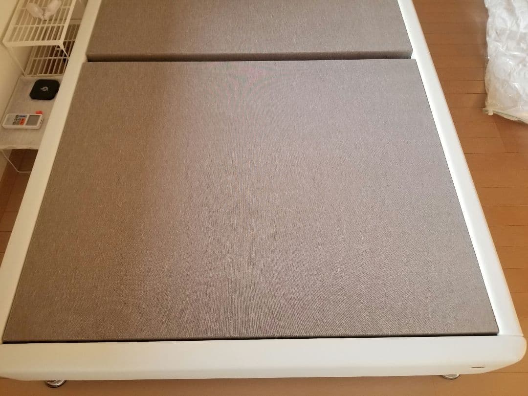 美品 フランスベット IQ ホワイト フレーム マットレス セット セミダブル