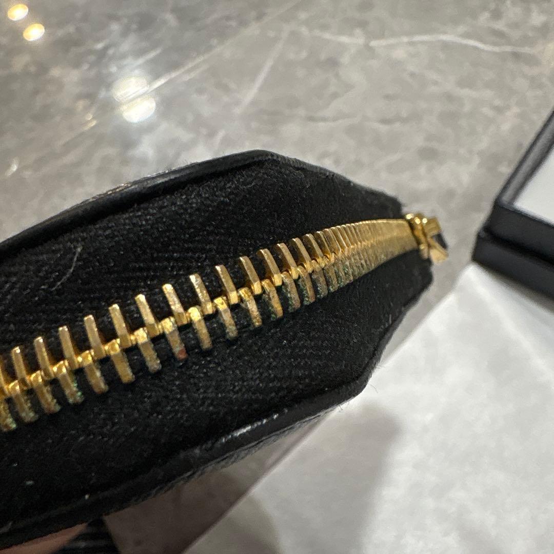 プラダ　長財布　サフィアーノ　黒