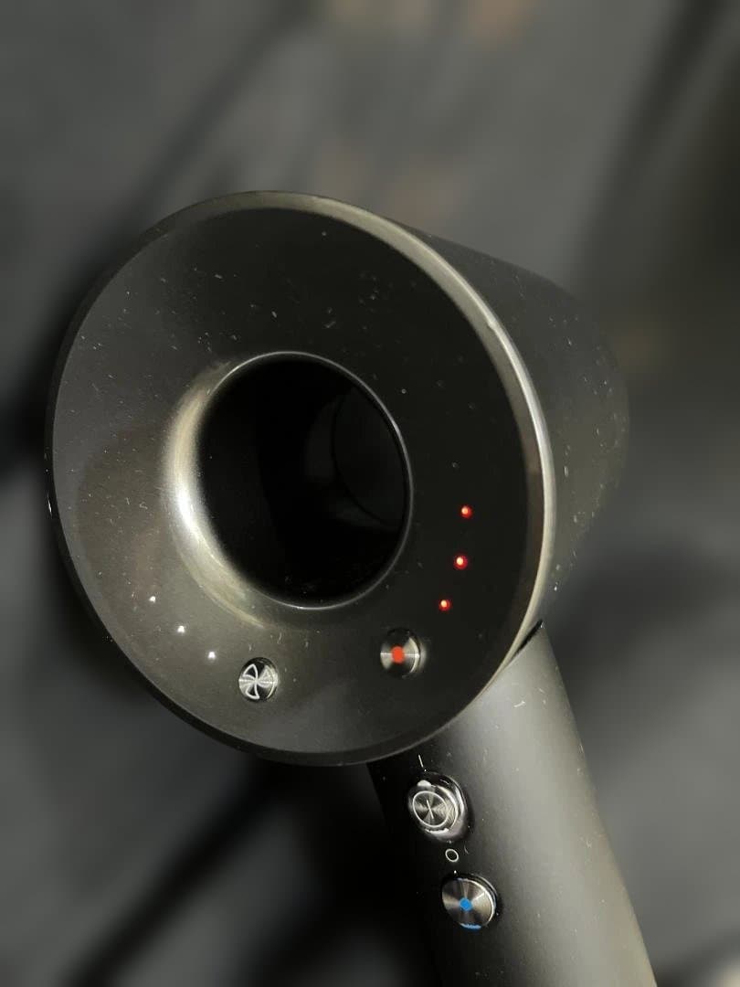 dyson supersonic ヘアドライヤー Black＋スタンド（未使用）