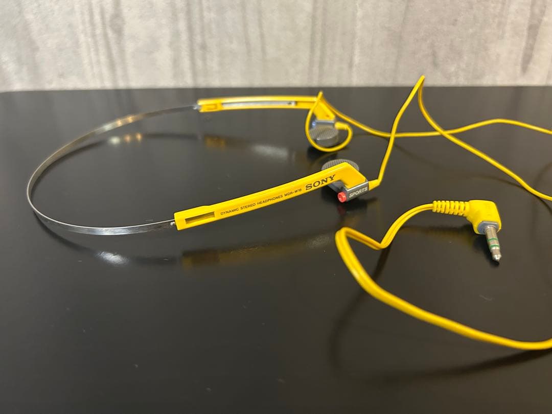 sonysports イヤホン 可動品　希少