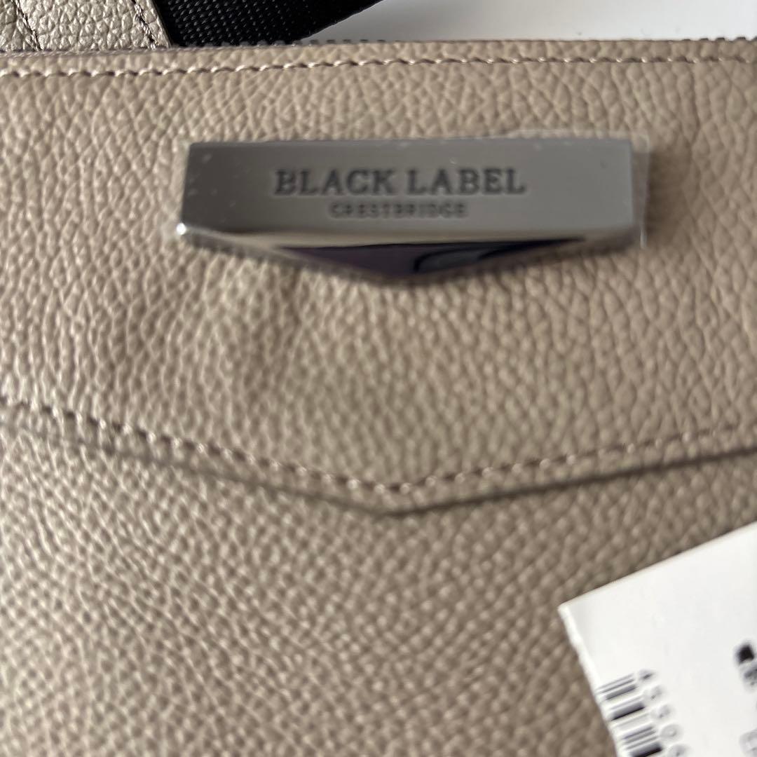 ブラックレーベルクレストブリッジ　エンボスシュリンクレザーサコッシュ